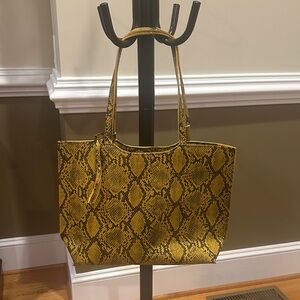 Chic Yellow Snake Print Tote
